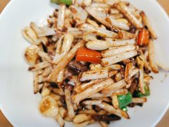 -香山湖渔家大院