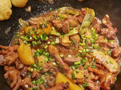 -鱼窝棚柴火铁锅炖(富山屯店)