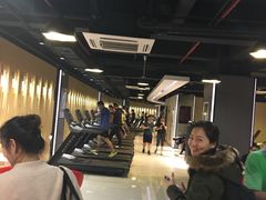 -一兆韦德健身(张杨路店)