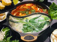 -煲宫猪肚鸡(昆山金鹰国际购物中心店)