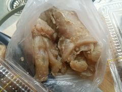-陆稿荐观前街店