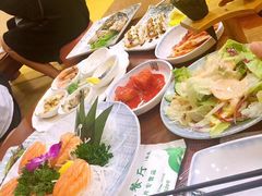 -青瓦餐厅·生鱼片·韩园烤肉(西塔店)