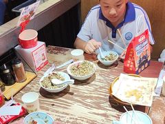 -怪噜范·老贵阳街头名小吃(鸿通城店)