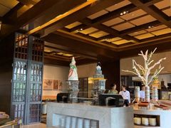 靠窗位-大理实力希尔顿酒店•香全日制餐厅
