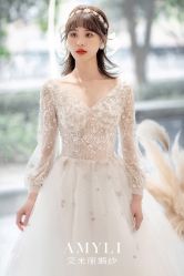 -艾米丽婚纱礼服