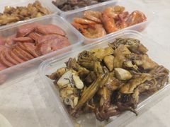 卤牛蛙-蓝精灵饺子店