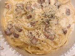 -玛格萝妮比萨屋(四平店)