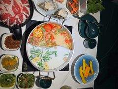 -椰子湾·海南火锅·糟粕醋·椰子鸡(正大广场店)