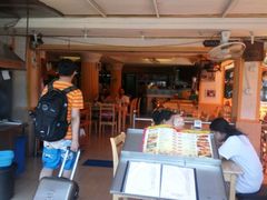 -J Daeng Seafood