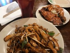 烧味双拼炒河粉-桃苑烧腊饭店
