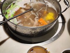 -左庭右院鲜牛肉火锅(浦江欢乐颂店)