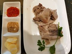手抓羊肉-飞天大厦清真餐厅