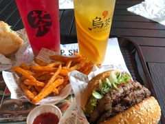 -The Habit Burger Grill 哈比特汉堡(爱琴海店)