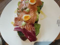 -Common Table · Brunch & Coffee
