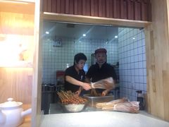 -屋头串串(临江路店)