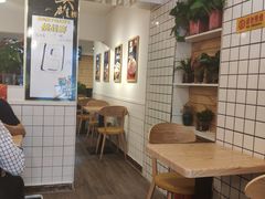 用餐区-十三朝牛馍王擀面皮(骡马市店)
