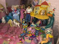 -席娜卡琳火车铁道夜市