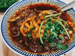 -遇见小面(东方宝泰店)