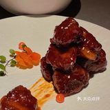 嘈嘈切切错杂弹，大珠小珠落玉盘
