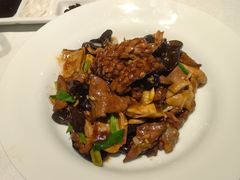 -北平楼·烤鸭·北京菜(牡丹园店)