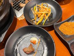 -肉甲韩国木炭烤肉(新壹街1店)