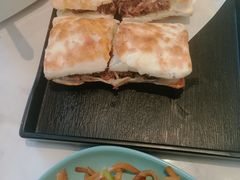 -高玛纳驴肉火烧(一世界店)