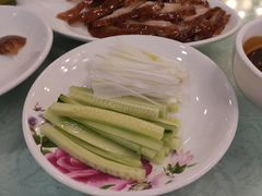 精品烤鸭-六和聚传统烤鸭.天津菜(和平店)