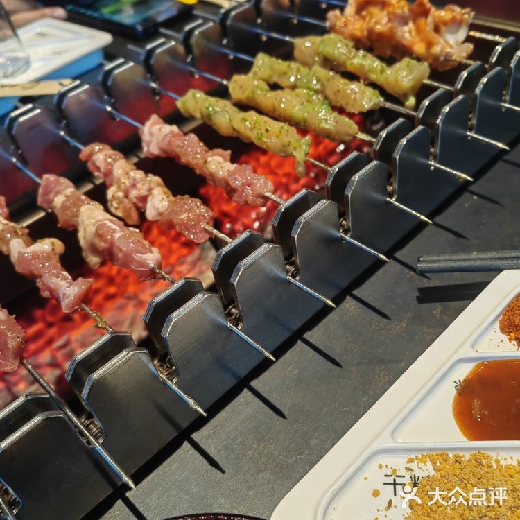 烤肉也能吃出配色感！