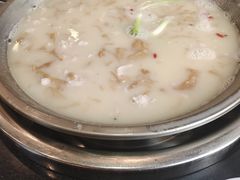 -老来福·非遗酸汤兔(凯旋路店)