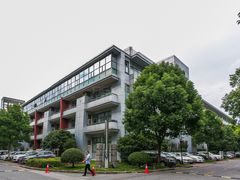 -张江微电子港·地面停车场