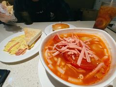 -香港新发烧腊茶餐厅(万象店)