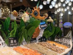 -领鲜活海鲜榴莲自助火锅(东门店)