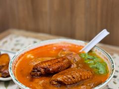 番茄浓汤鸡翅猪扒米线-华嫂冰室(尖沙咀店)