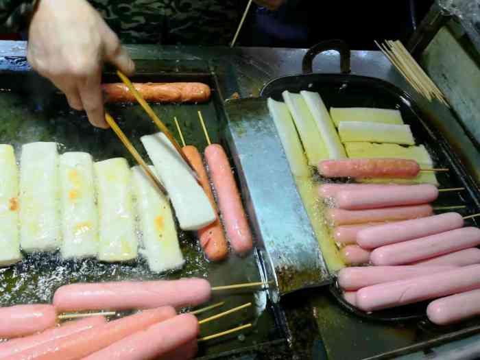 炸年糕(路边摊)-"去男票老家晚上溜达到了小吃街有好多好多.