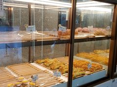面包甜点陈列柜-奈雪的茶(石厦时代广场店)