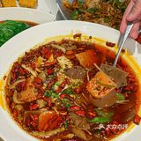 男朋友带我来的，炫了4碗儿大米饭！