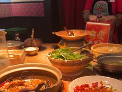 -吃饭皇帝大土家民族菜(正大广场店)