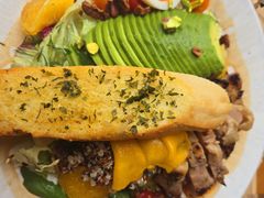 -Mark&Mars Restaurant