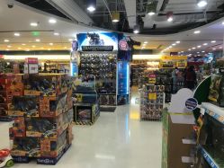 -玩具反斗城(正大广场店)