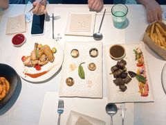 -春树下·树屋花房西餐厅(罍街AS1980店)