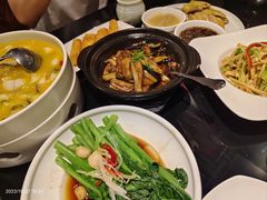 -高第街56号餐厅(美莲广场店)