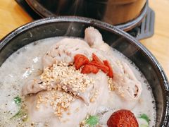 -长寿参鸡汤(朝韩风情街店)