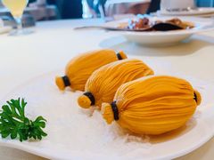 金枕头榴莲酥-利苑酒家(华熙国际店)