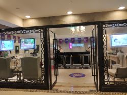 -孔雀手美甲美睫护理