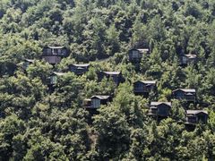 -蝶舞清江·恩施地心谷景区