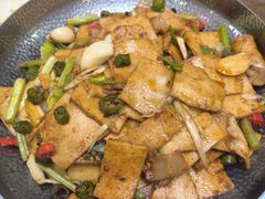 -六和聚传统烤鸭.天津菜(和平店)