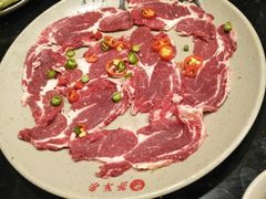-茅草房·河畔园林火锅