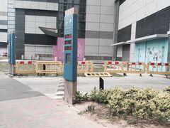 -世纪都会-停车场