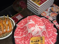 -一绪に和牛寿喜烧(罗湖益田假日店)