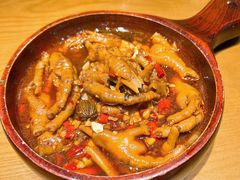 糯叽叽香辣鸡爪-乐乐大排档·30年老字号(浙江路店)